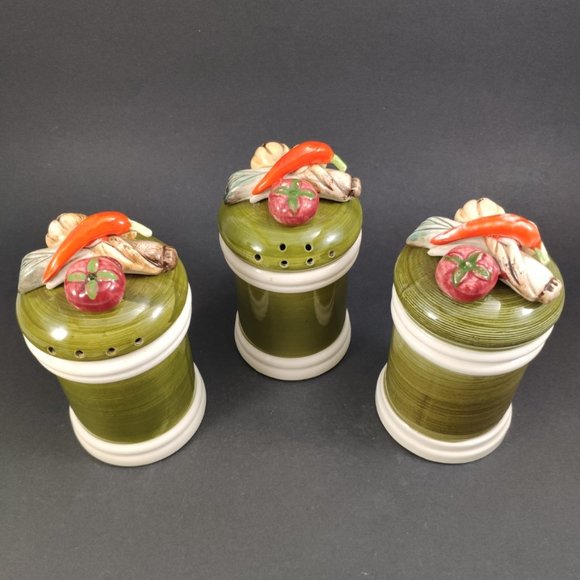 Garden Harvest Shakers Canister Set of 3, MCM Arnart 5th Avenue, 5.75" - Picture 3 of 9